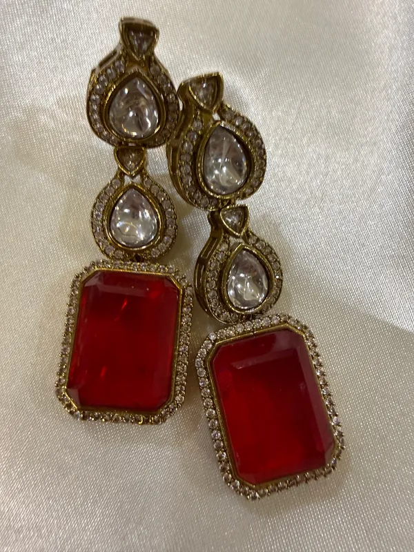 Gold_necklace_set_Brass__For_Women