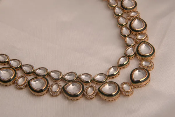 Gold_Necklace_Set_Brass__For_Women