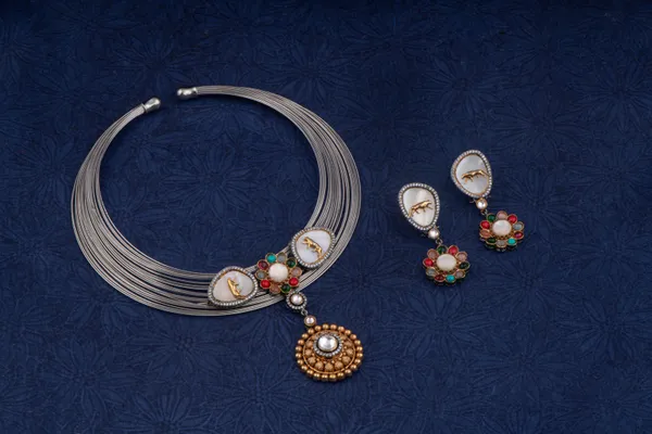 Silver_Necklace_And_Earrings_Set_Brass__For_Women