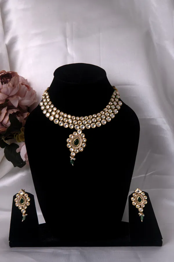 Gold_Necklace_Set_Brass__For_Women
