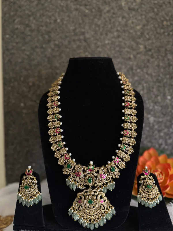 Gold_necklace_Brass__For_Women