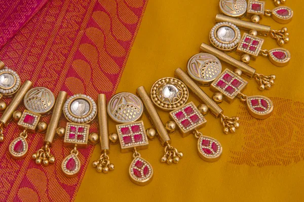 Gold_Necklace_Set_Brass__For_Women