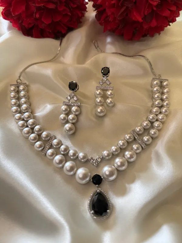 White_Necklace_And_Earrings_Set_Brass__For_Women