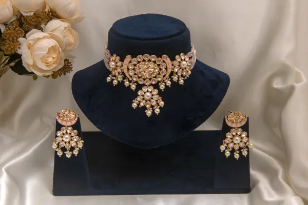 Gold_necklace_set_Brass__For_Women