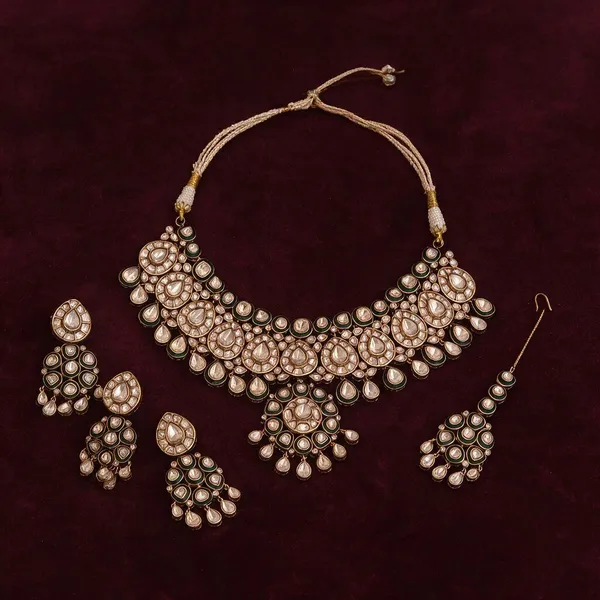 Gold_Necklace_Set_Brass__For_Women