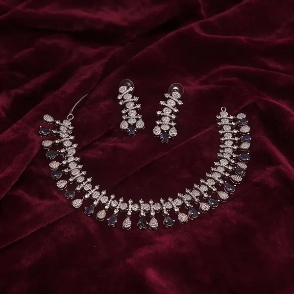 Silver_Necklace_And_Earrings_Set_Brass__For_Women