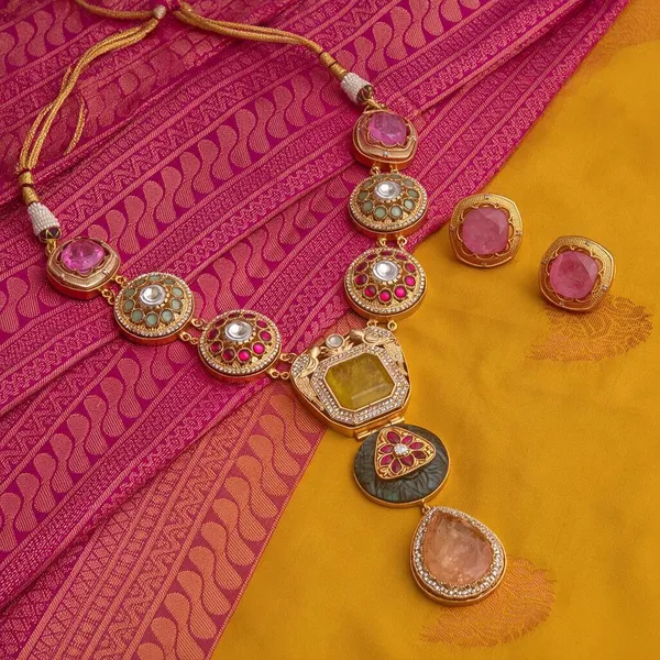 Gold_Necklace_Set_Brass__For_Women