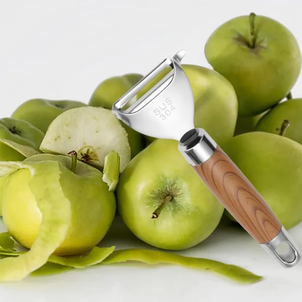 Stainless_Steel_Vegetable_Peeler_With_Wooden_Handle