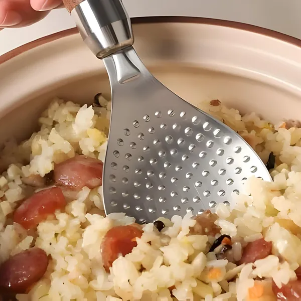 Stainless_Steel_Perforated_Spoon_With_Wooden_Handle