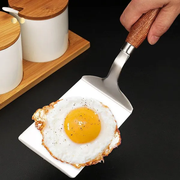 Stainless_Steel_Spatula_With_Wooden_Handle