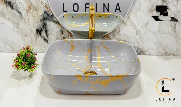 Gold_And_Grey_Glossy_Rectangle_Table_Top_Ceramic_Wash_Basin