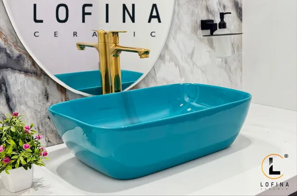 Blue_Glossy_Rectangle_Table_Top_Ceramic_Wash_Basin