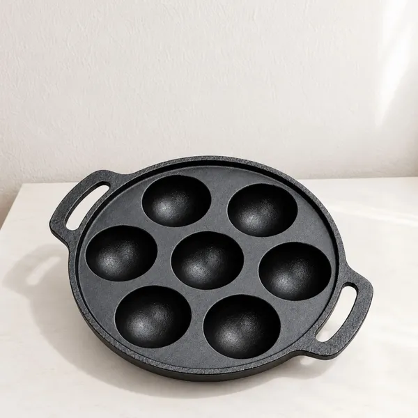 Cast_Iron_Traditional_7_Pit_Paniyaram_Pan_With_Lid