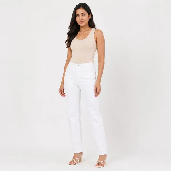 Classic_Straight_Fit_Full_Length_Denim_Jeans_For_Women_With_Front_And_Back_Pockets_Everyday_Casual_Wear
