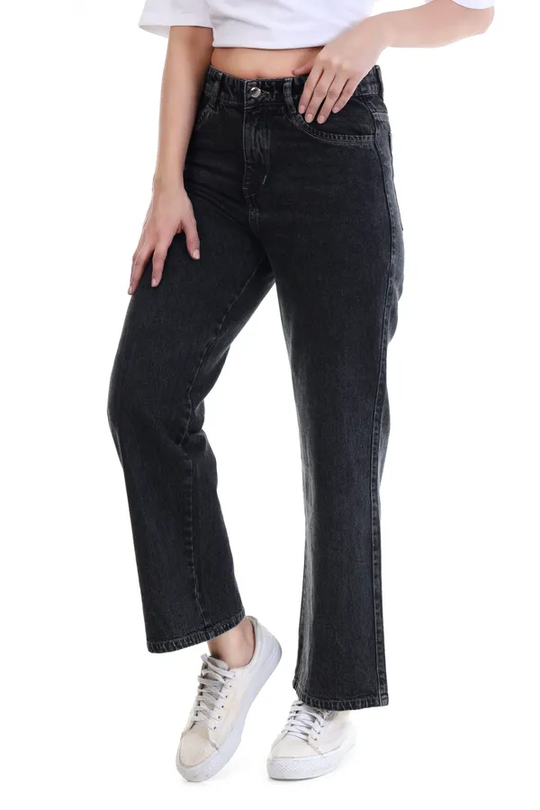 Black_Denim_Baggy_Fit_Jeans_For_Women
