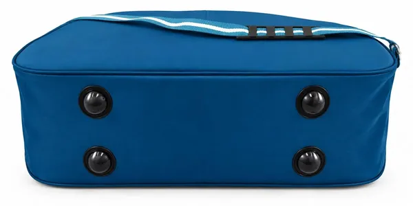 Travel_Duffel_Bag_With_Shoulder_Strap_And_Multiple_Compartments