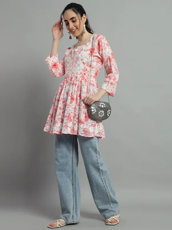 Short_Chikankari_Kurti_For_Womens_Orange