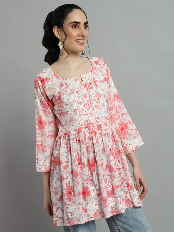 Short_Chikankari_Kurti_For_Womens_Orange