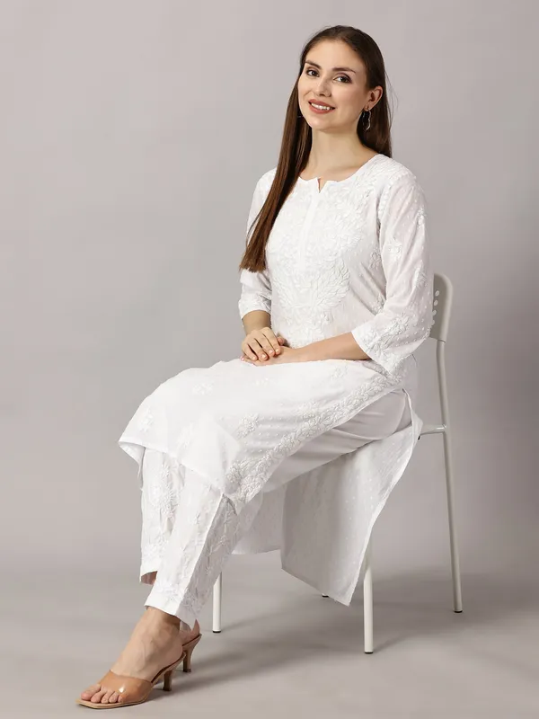 Long_Cotton_Kurta_Pure_White_Straight_Kurti