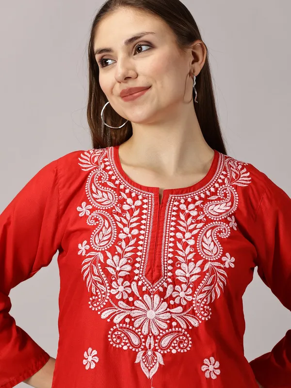 Kurti_For_Womens_Red_Straight_Kurti