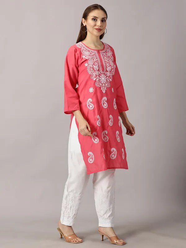 Kurti_For_Womens_Peach_Straight_Kurti