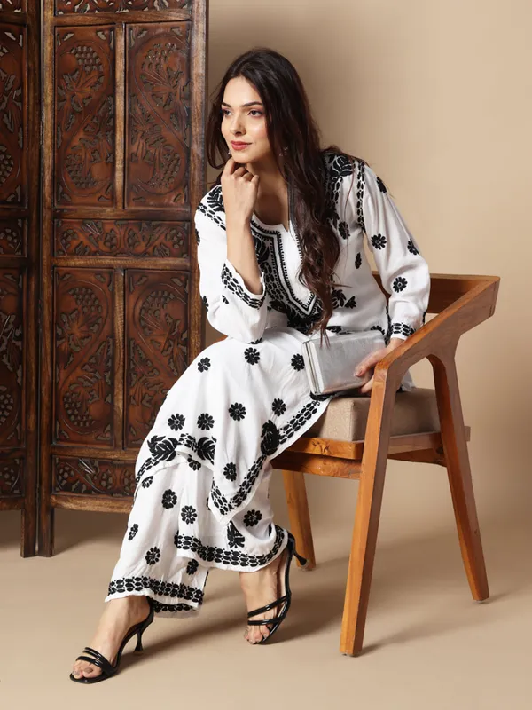 Chikankari_Outfits_Sets_Premium_Soft_Rayon