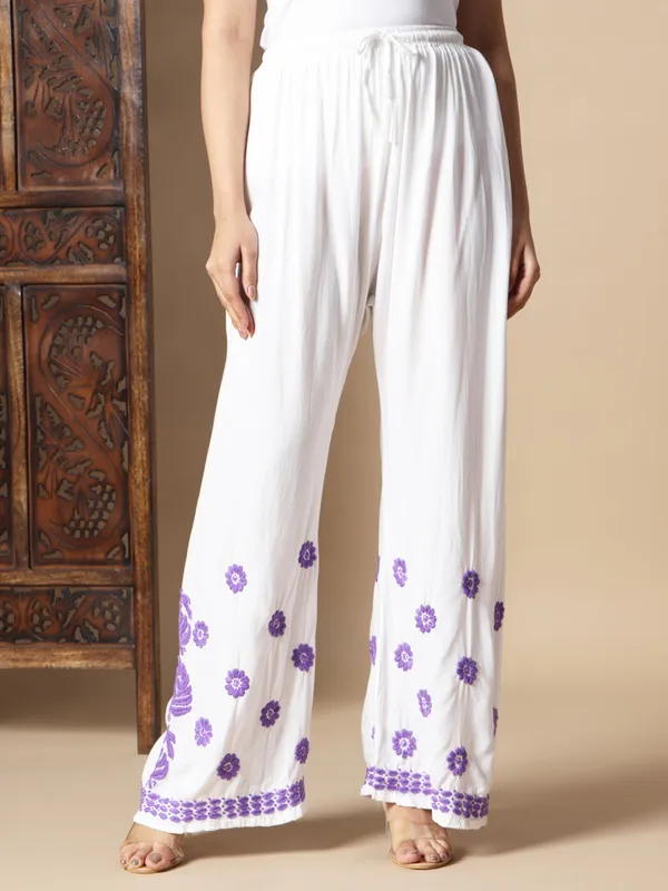Chikankari_Outfits_Sets_10_Premium_Soft_Rayon
