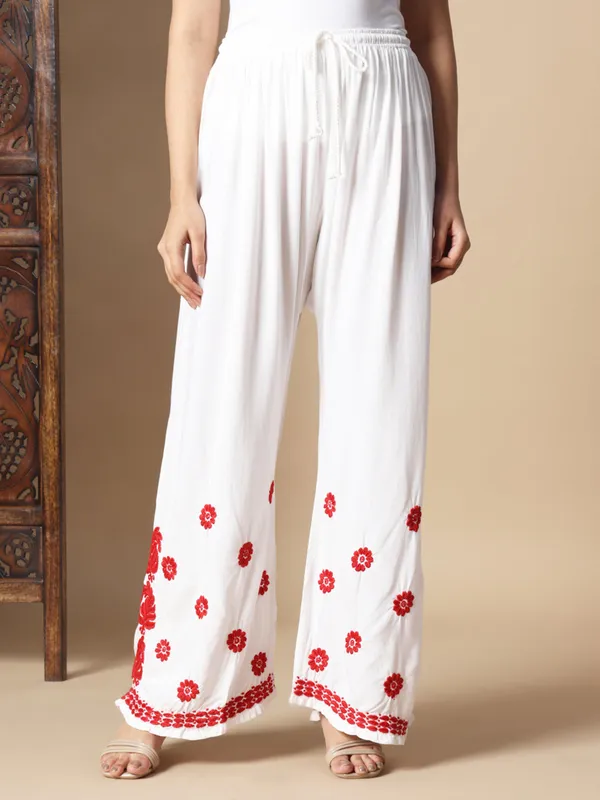 Chikankari_Outfits_Sets_10_Premium_Soft_Rayon