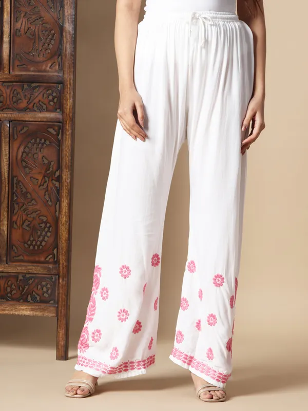 Chikankari_Outfits_Sets_10_Premium_Soft_Rayon