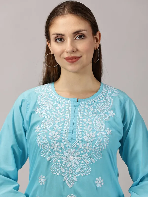 Kurti_For_Womens_Sky_Blue_Straight_Kurti