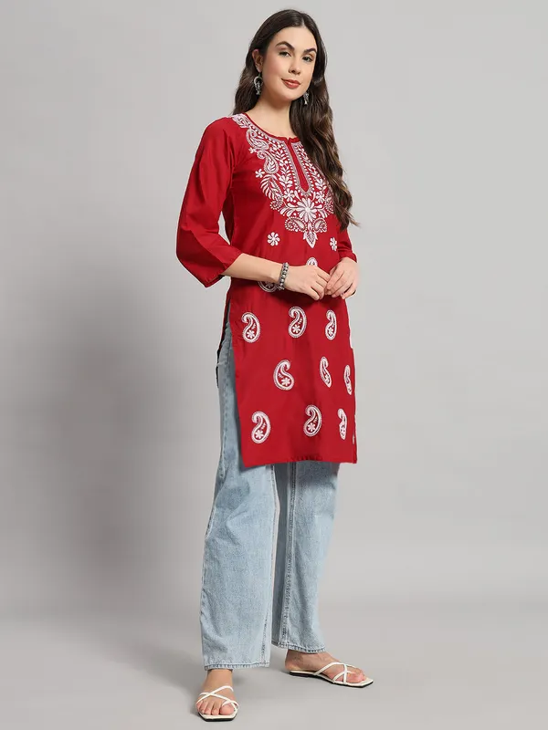 Kurti_For_Womens_Maroon_Straight_Kurti