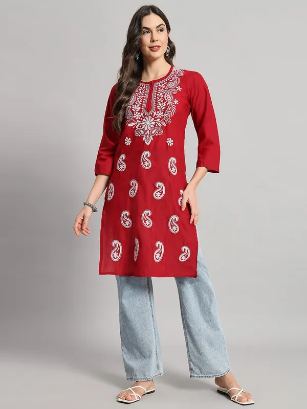 Kurti_For_Womens_Maroon_Straight_Kurti