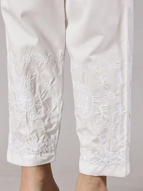 Cotton_Pants_White_Cigarette_Stylish_Pant