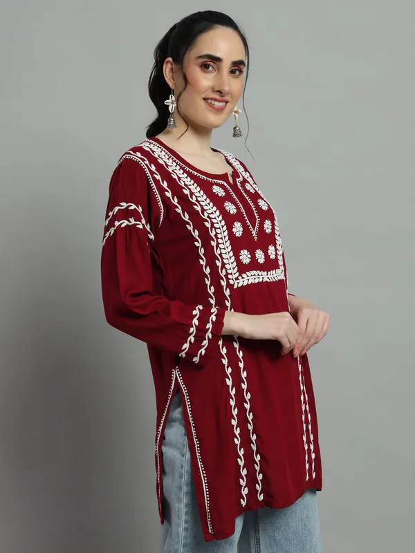 Cotton_Rayon_Short_Maroon_Kurti_For_Women