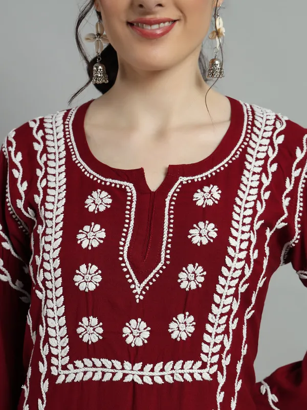 Cotton_Rayon_Short_Maroon_Kurti_For_Women