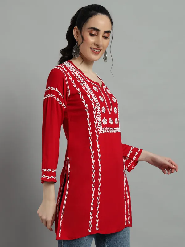 Cotton_Rayon_Short_Magenta_Kurti_For_Women_S