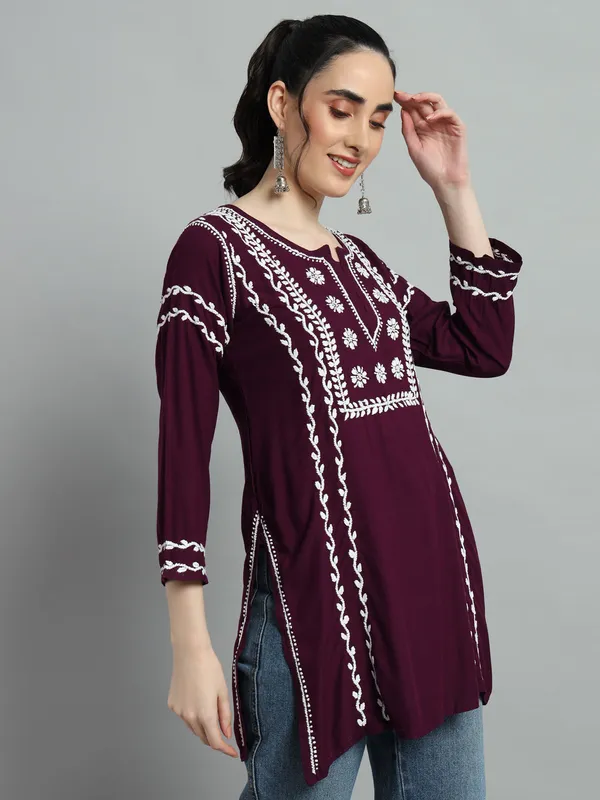 Cotton_Rayon_Short_Vine_Kurti_For_Women