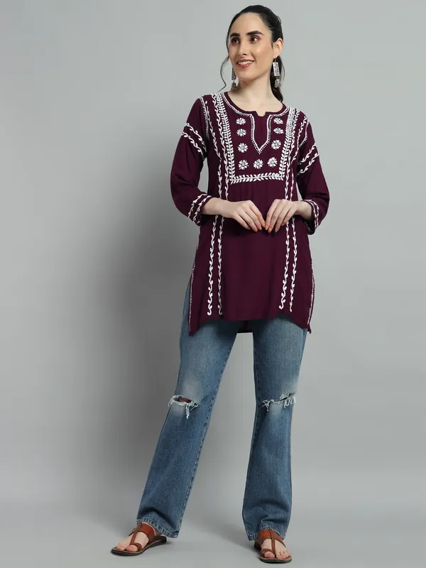 Cotton_Rayon_Short_Vine_Kurti_For_Women