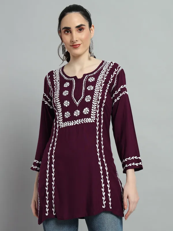 Cotton_Rayon_Short_Vine_Kurti_For_Women