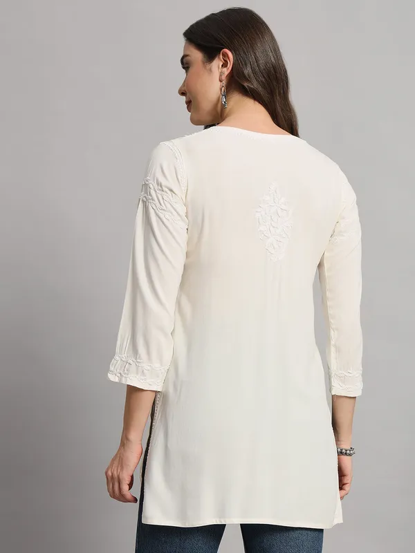 Cotton_Rayon_Short_Off_White_Kurti_For_Women