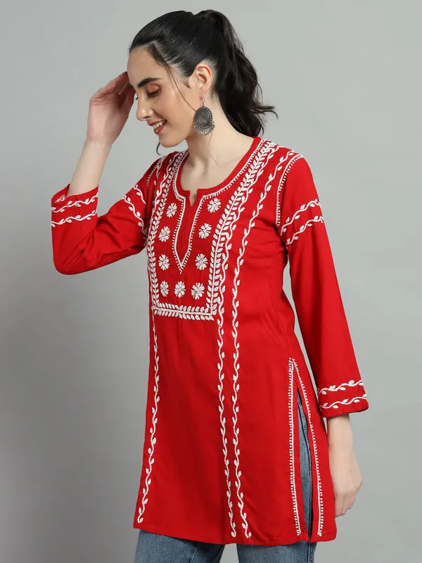 Cotton_Rayon_Short_Red_Kurti_For_Women