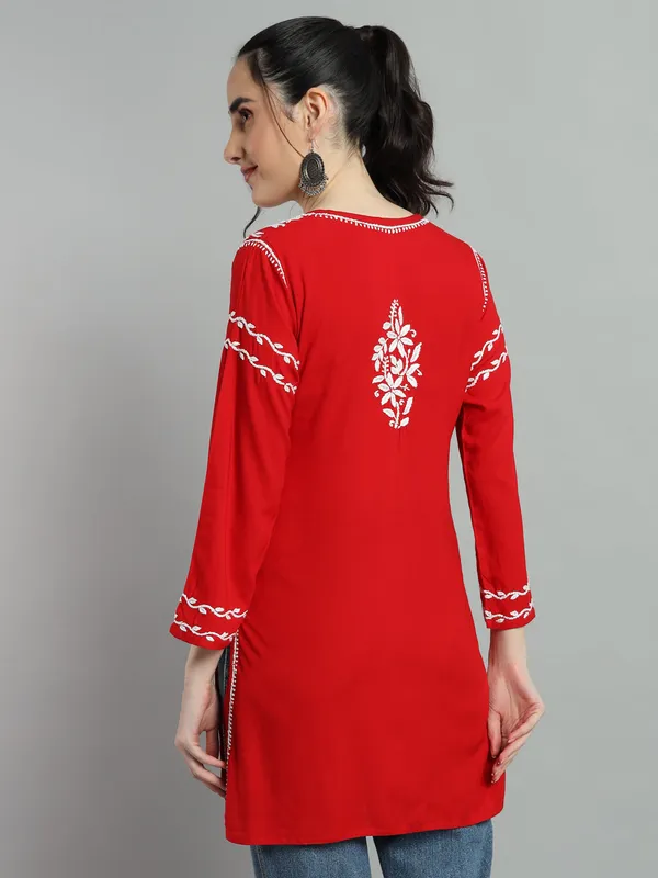 Cotton_Rayon_Short_Red_Kurti_For_Women