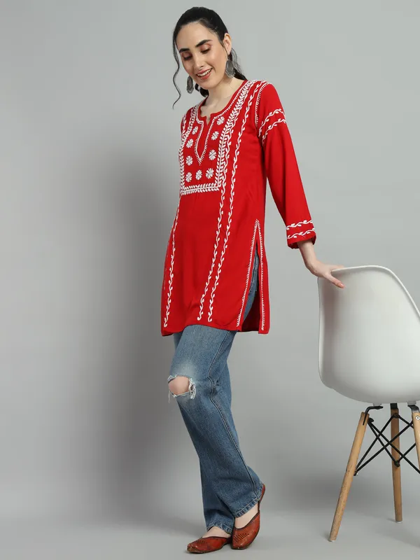Cotton_Rayon_Short_Red_Kurti_For_Women