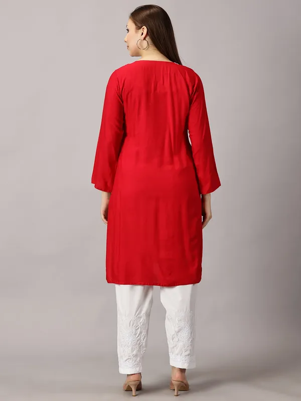 Rayon_Chikankari_Kurti_For_Womens
