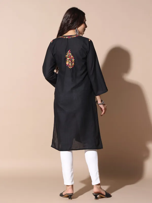 Chikankari_Cotton_Kurti
