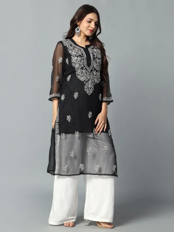 Embroidered_Georgette_Kurti