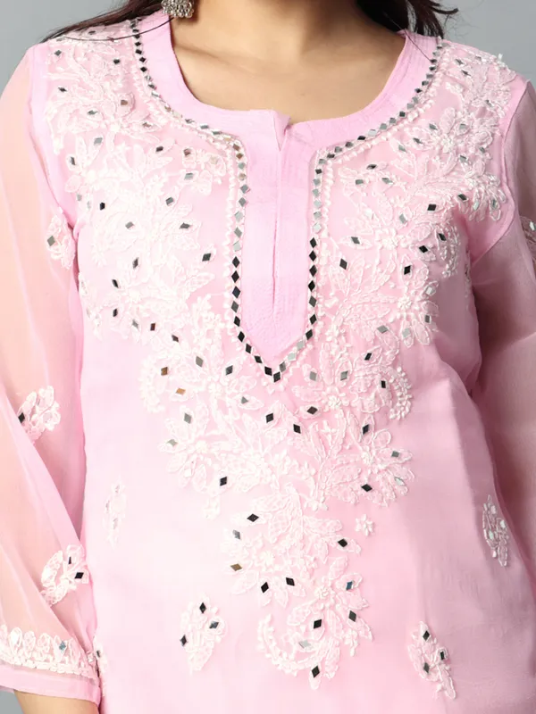 Embroidered_Georgette_Kurti