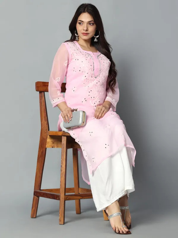Embroidered_Georgette_Kurti