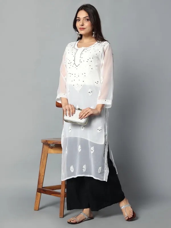 Embroidered_Georgette_Kurti