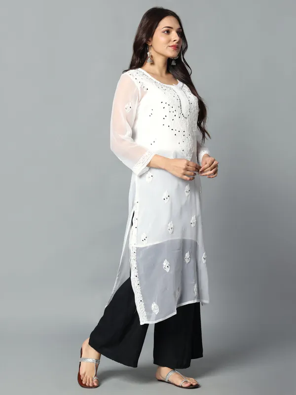 Embroidered_Georgette_Kurti
